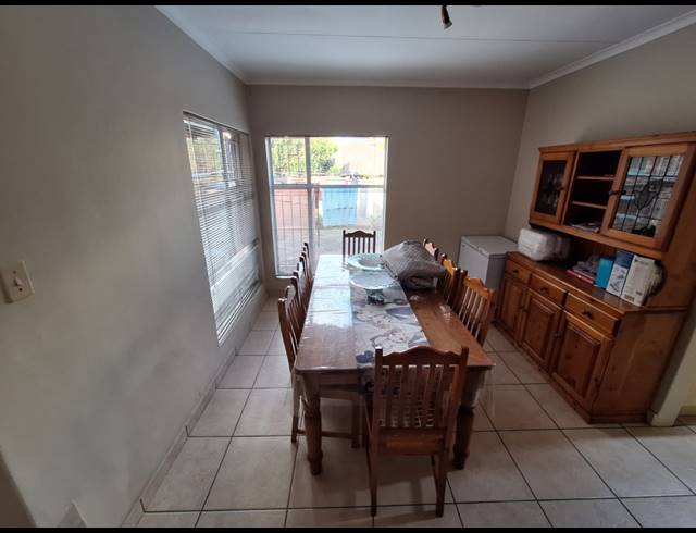5 BEDROOM HOUSE FOR SALE IN VANDERBIJLPARK SE 3